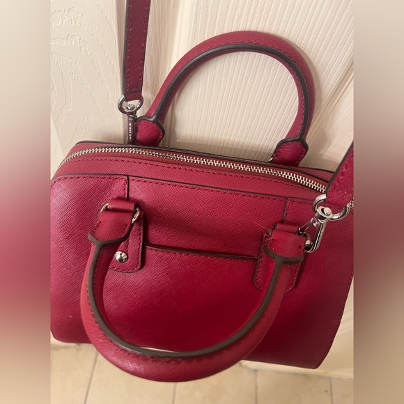 Michael Kors Saffiano Leather Small Satchel / Crossbody NWT Cherry. - Picture 8 of 12